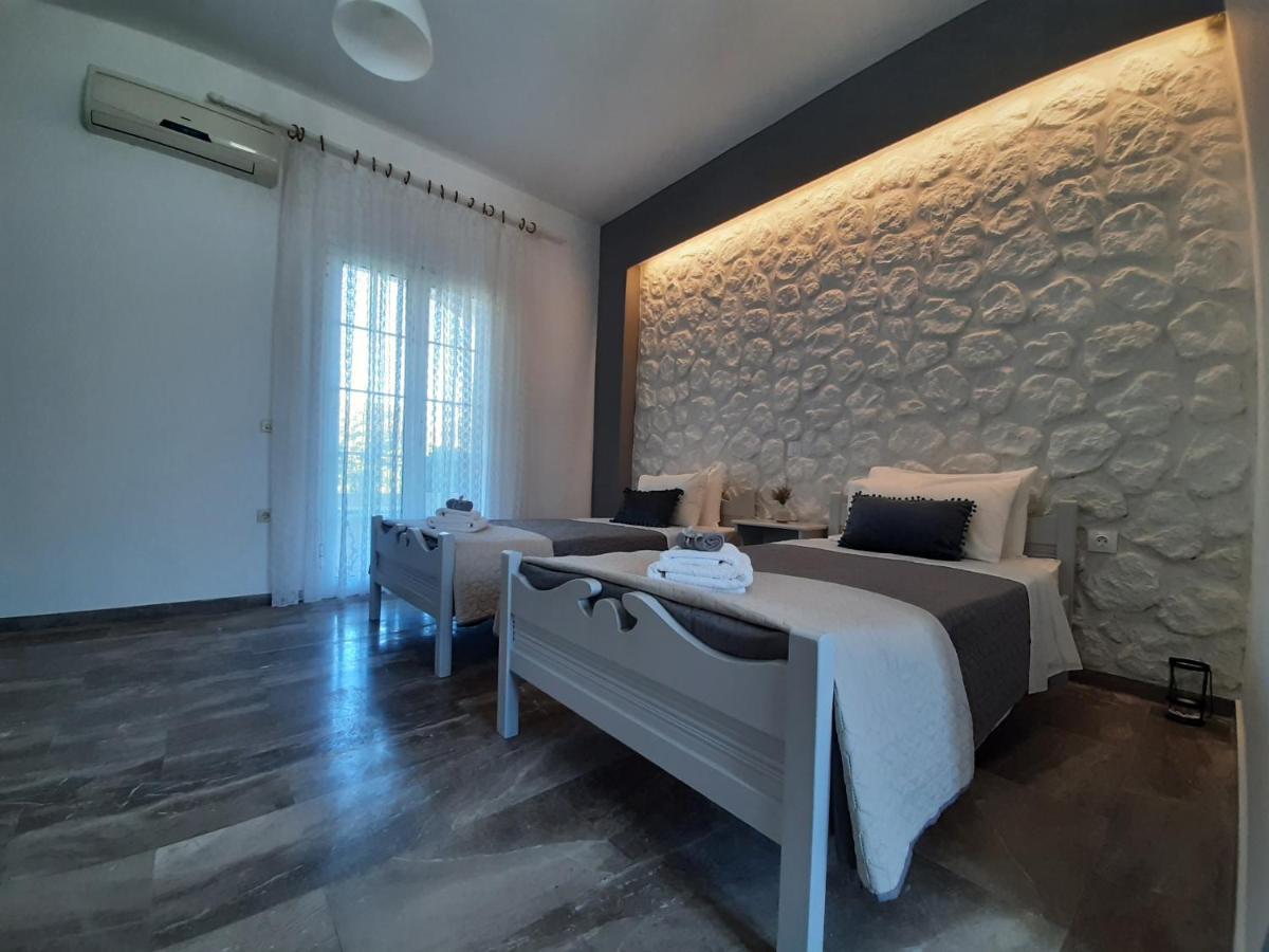 Spiridoula 1 Studios & Apartments Sidari  Bagian luar foto