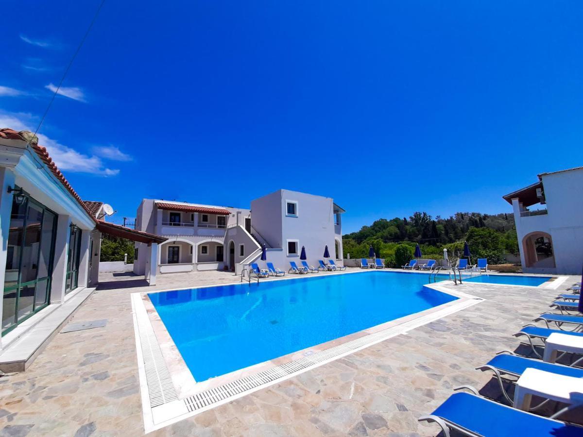 Spiridoula 1 Studios & Apartments Sidari  Bagian luar foto